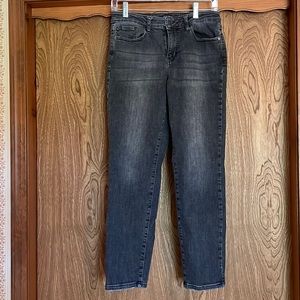 Judy Blue faded black crops, size 7/28